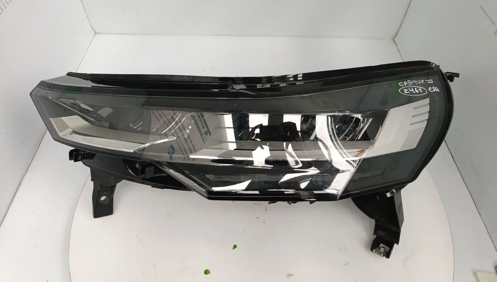 Ótica / farol esquerda RENAULT Captur II