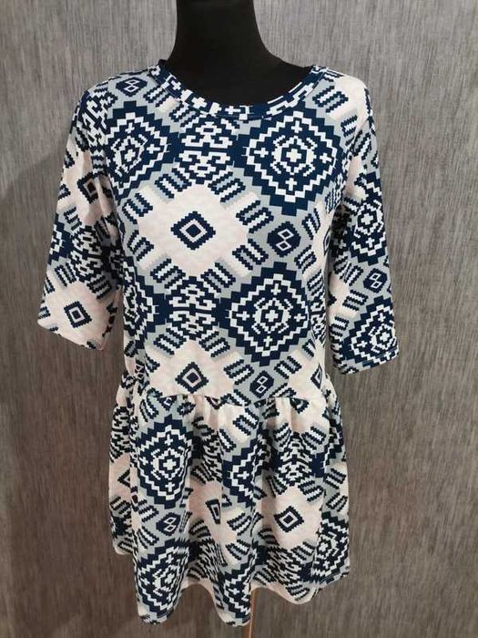 sukienka m.38 cena 28 zł