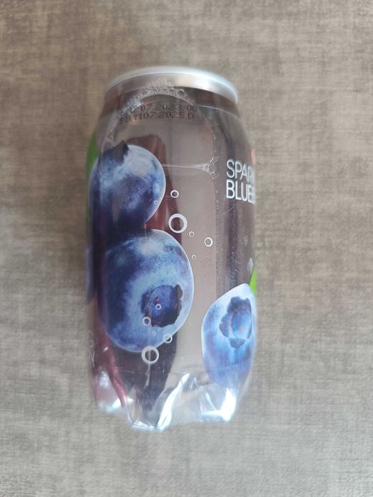 Latas e garrafas para coleção