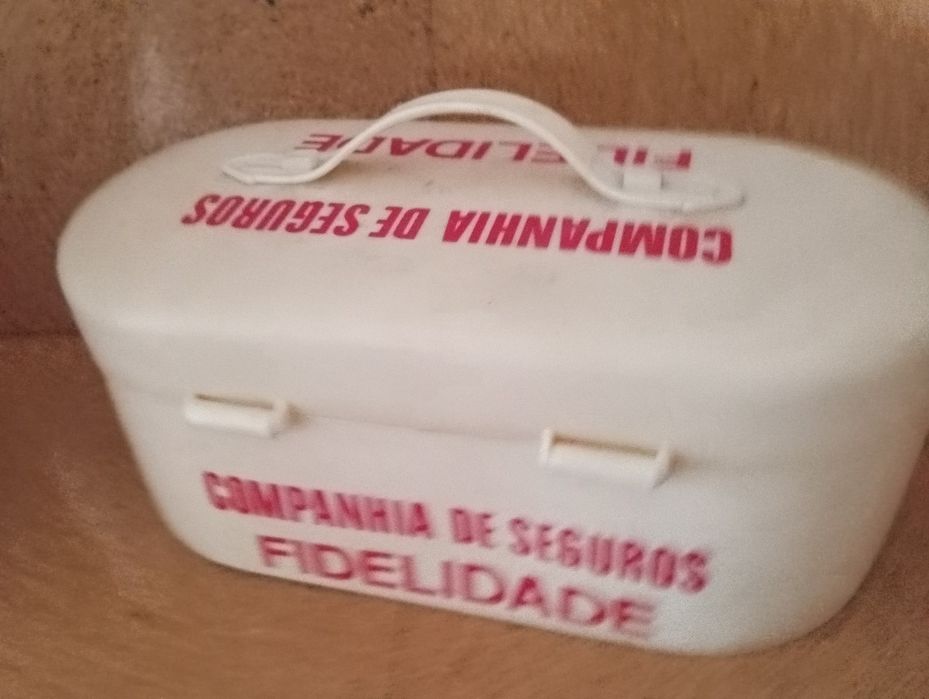 Caixa antiga da companhia de seguros