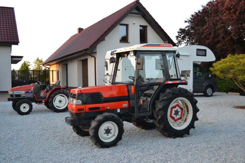 Traktorek japoński mini traktor Iseki Kubota KABINA KLIMATYZACJA