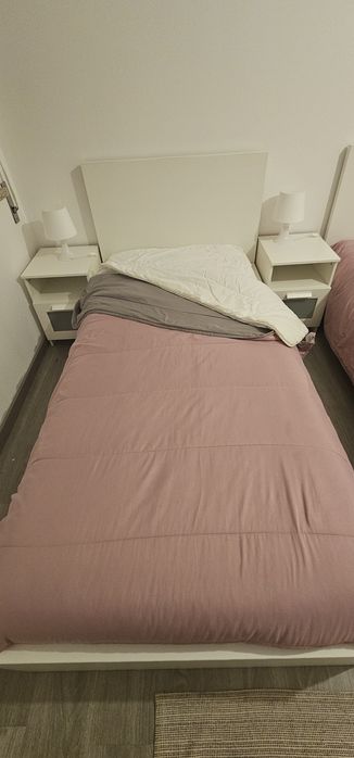 Cama IKEA com colchão etc