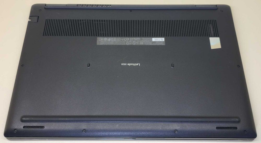 Ноутбук Dell Latitude 3520 i5-1135 g7/16gb/256g/15.6 FHD IPS/WIN 11Pro