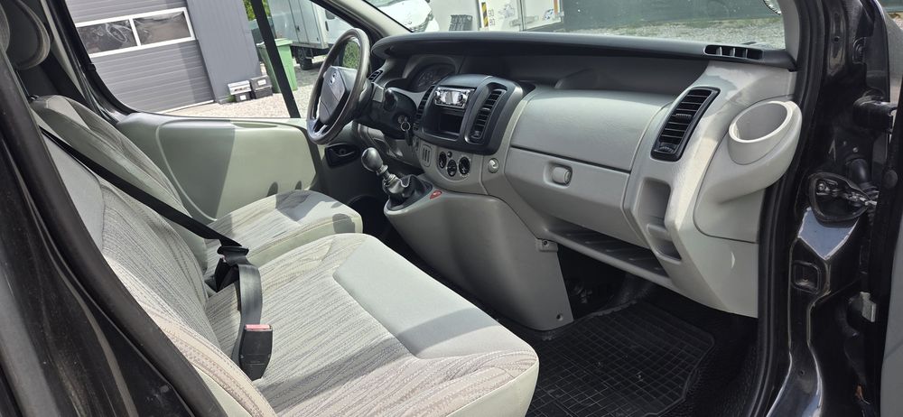 Nissan Primastar 2.5 Dci 2010 Rok Servis Orginał  Trafic Vivaro