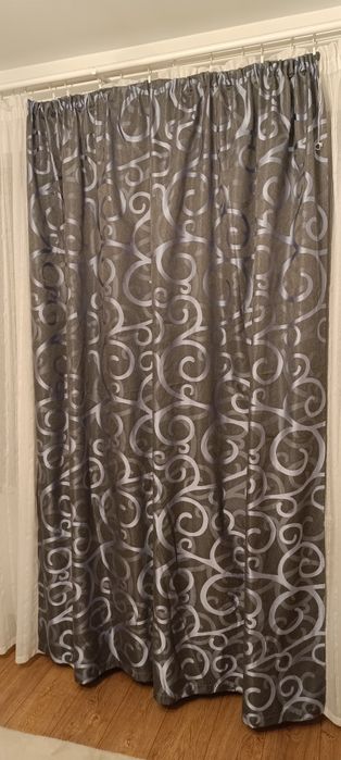 Zasłony 2 szt na taśmie