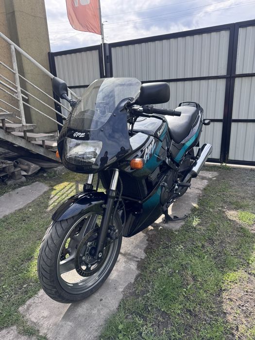 Продам Kawasaki GPZ500
