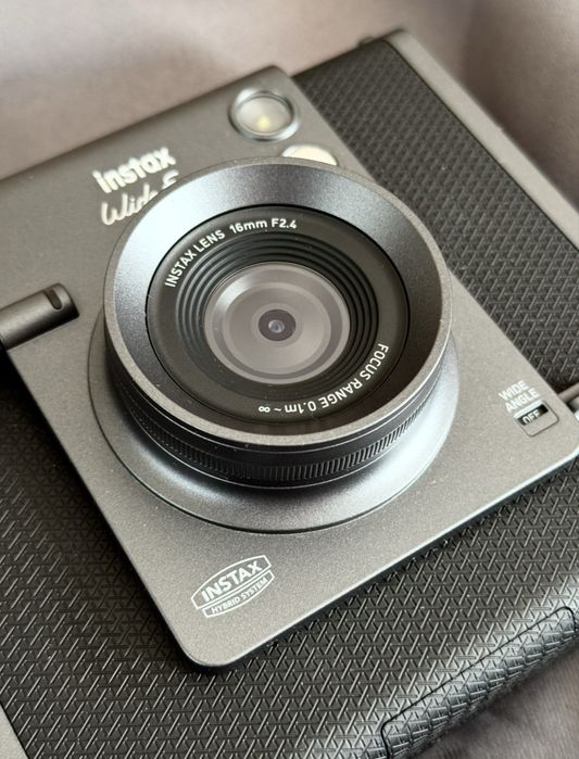 Aparat Instax Wide Evo