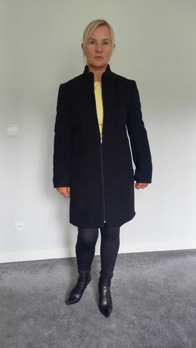 Płaszcz damski czarny wełniany  Jard M/38