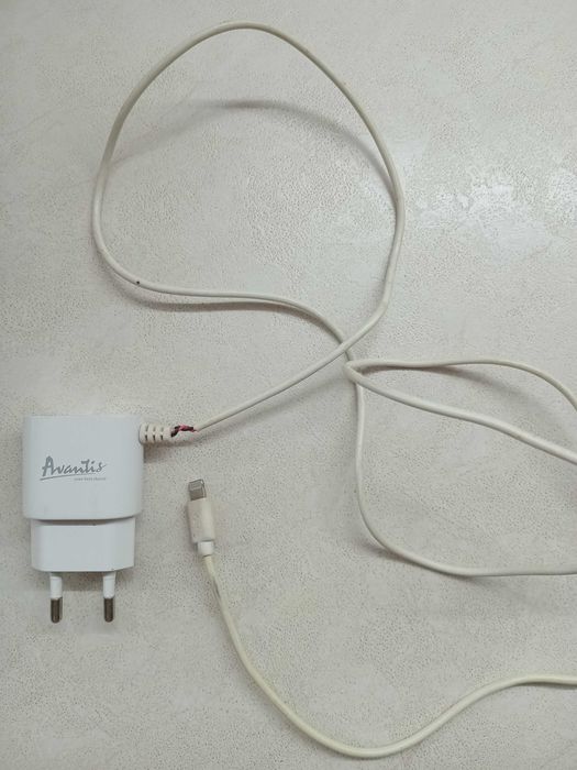 Зарядка для iPhone блок питания Avantis A802