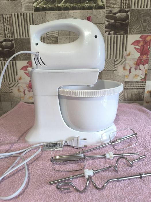 Кухонна машина міксер стаціонарний  MPM MMR-16Z 750 Вт з обертальною ч