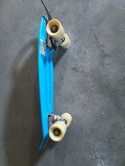 Vendo skate  muito bom