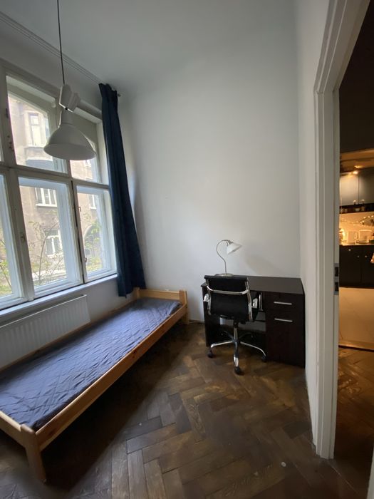 Pokoj w centrum (ul. Sobieskiego) od zaraz!