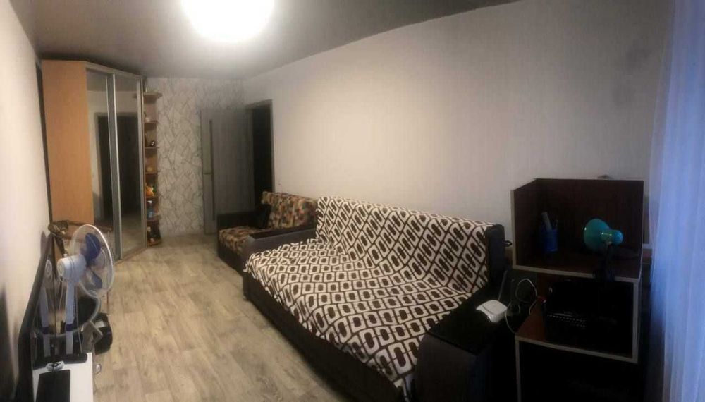 Срочно продам 1-о комнатную квартиру р-н ТРК Украина...