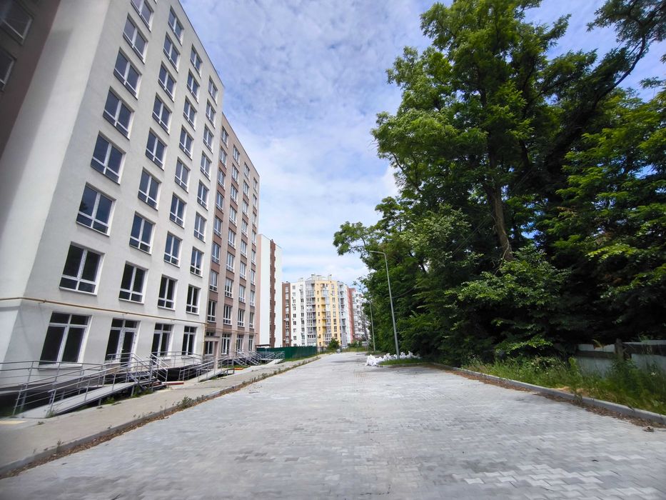 Видова 2К в зданому будинку. Розвинений район. Газ. Котел