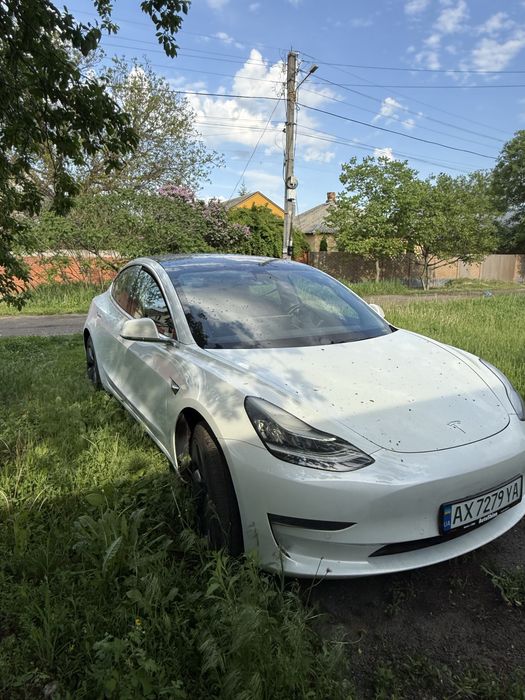 Сдам в аренду tesla model 3