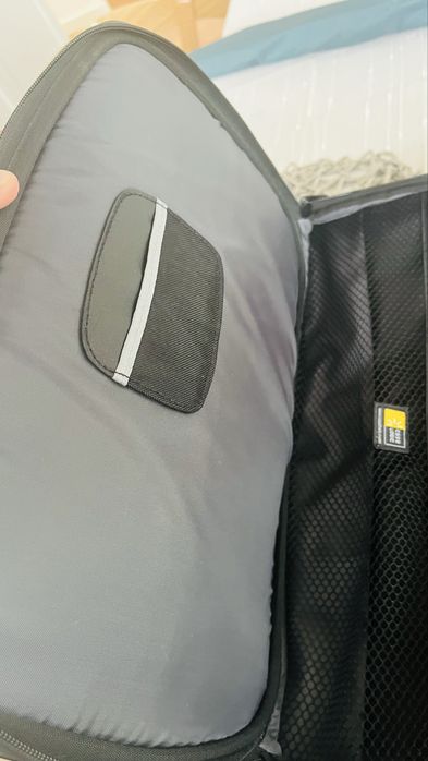 Torba na laptopa Case Logic 15.6" – stan bardzo dobry, lekka i pojemna