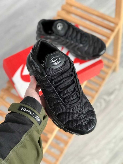 Кросівки Nike Air Max Plus TN Black - 1 пара, 40р.
