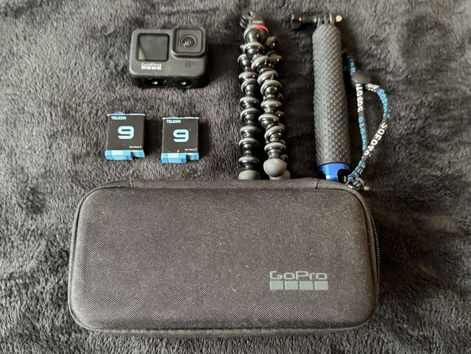 Gopro hero 9 + dodatki i etui