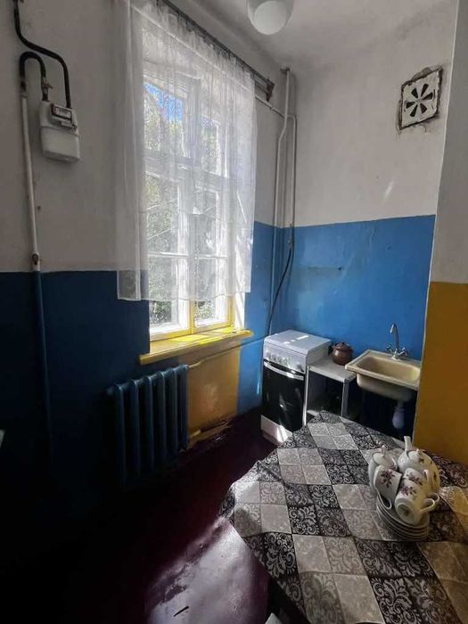 3-х кімнатна квартира в центрі Полтави. Цегляний будинок.
