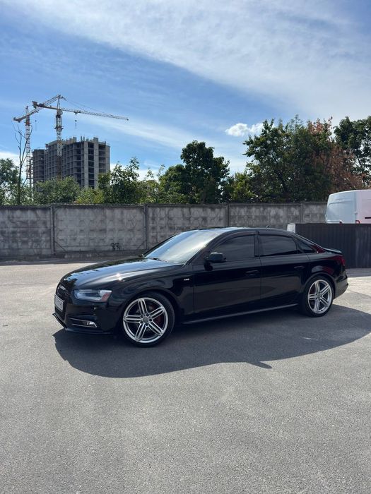 Audi A4 2015 VIN WAUFFCFL2FN046014 фото оголошення 2 з 16