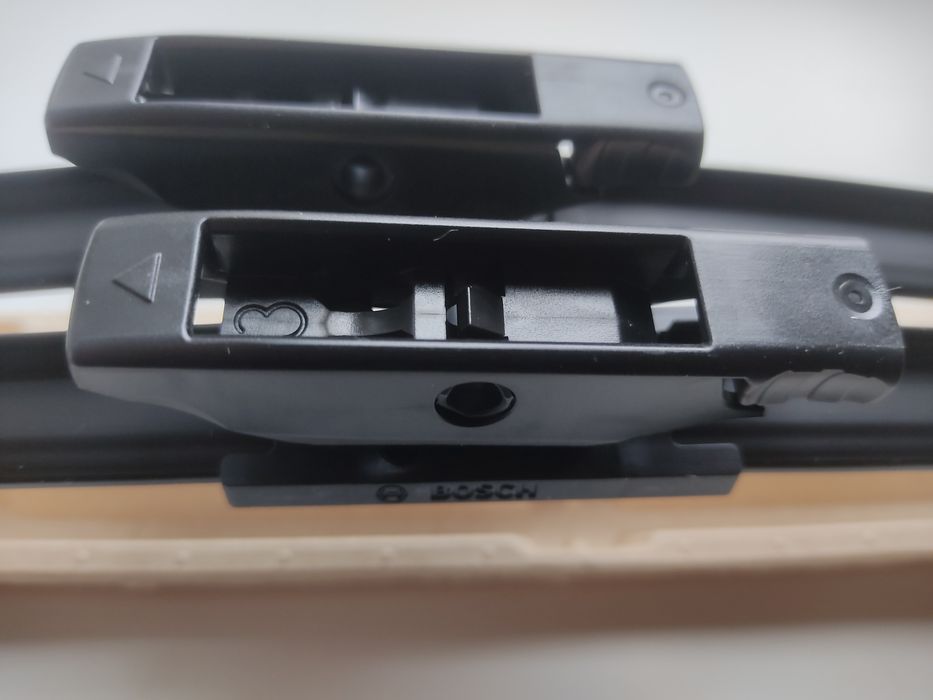 Щетки стеклоочистителя Bosch Aerotwin 550+475mm  Renault. Dacia.