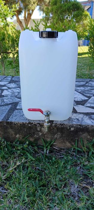 Jerricã 20L com torneira nova