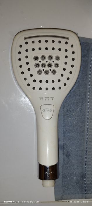 Sprzedam słuchawkę do prysznica trzy funkcyjną