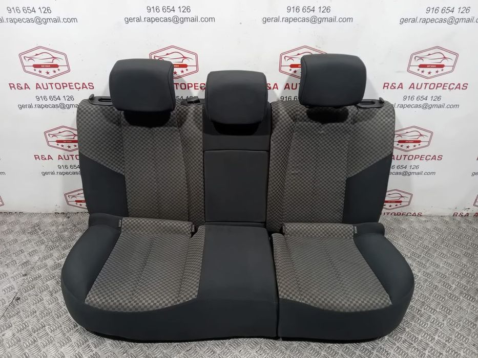 Conjunto de Bancos Renault Megane II em Tecido Original