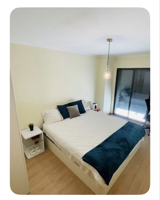 Apartamento T4 em Alenquer com elevador e garagem