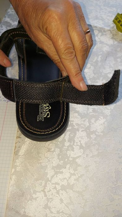 Шкіряні босоніжки,босоножки 45-46 р