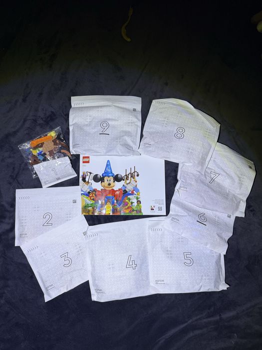 Конструктор LEGO Ideas Диснеевская магия 1103 деталей