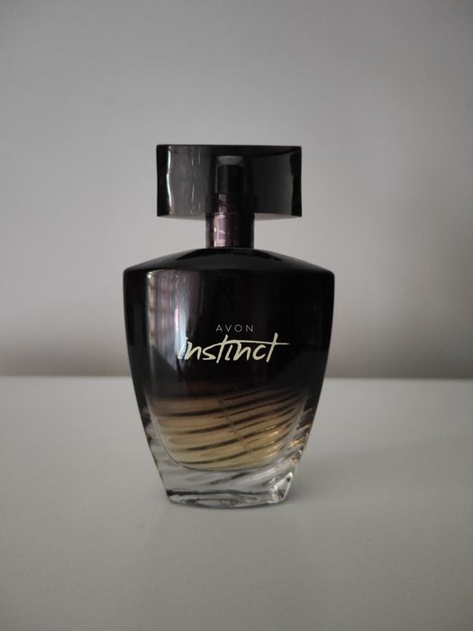 Woda toaletowa Instinct Avon