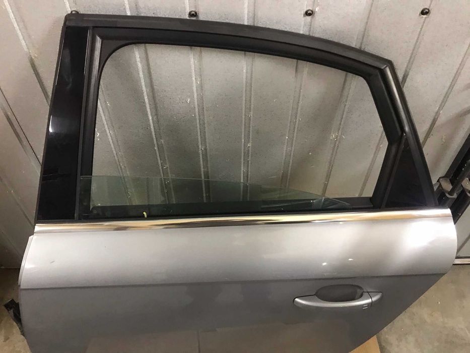 Audi A4 B8 Avant Kombi Drzwi Lewe Tył LX7V