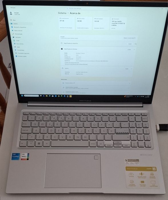 ASUS Vivobook 2025, i5, 16gb RAM, 512SSD