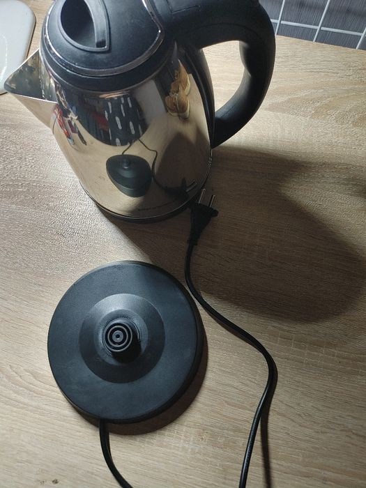 Эл. Чайник grunhelm eks-7518