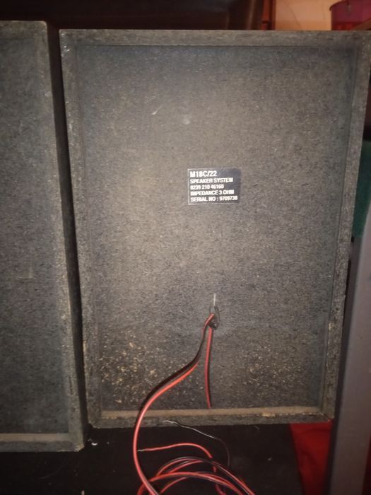 Par de Colunas Grundig 20w 3 ohm