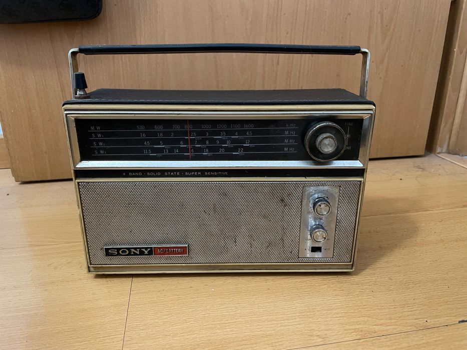 Rádio da marca sony