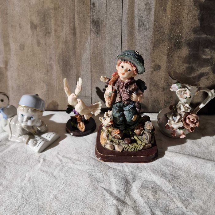 Zestaw figurek sprzedam w komplecie.