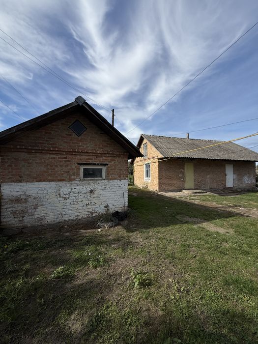 Продаж будинку с. Обарів по Луговій