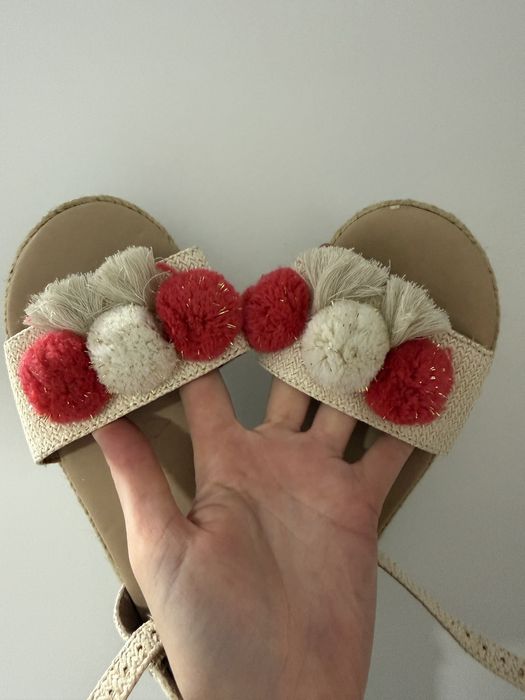Сандалі босоніжки melissa 34.