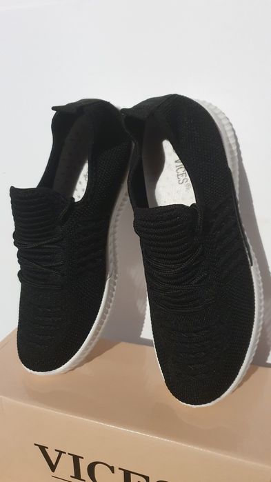 Sneakersy nowe damskie sportowe Vices rozmiar 39
