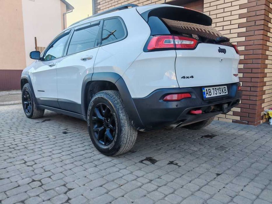 Продам Jeep Cherokee TrailHawk Elit 2015/2016