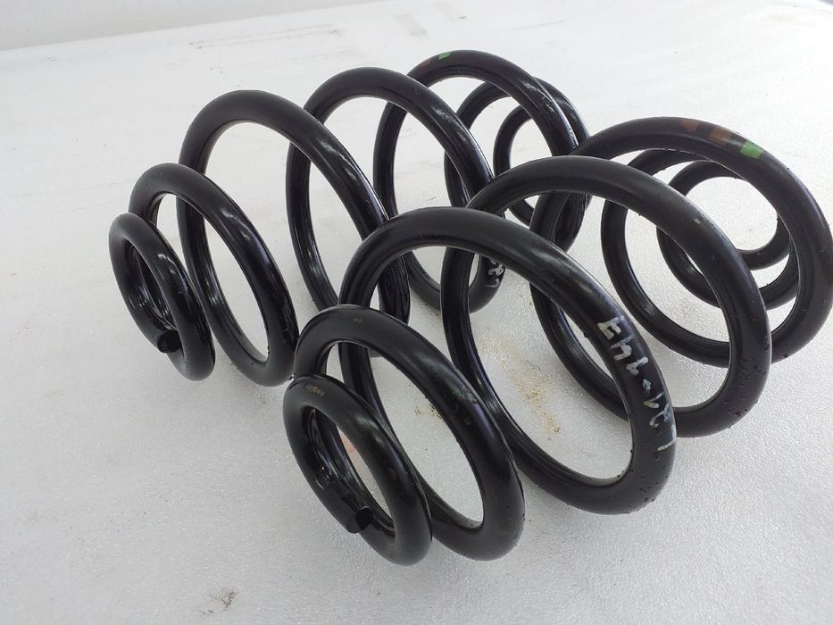 Conjunto molas trás VOLKSWAGEN Passat (3B3)