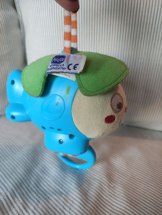 Brinquedo com música Chicco