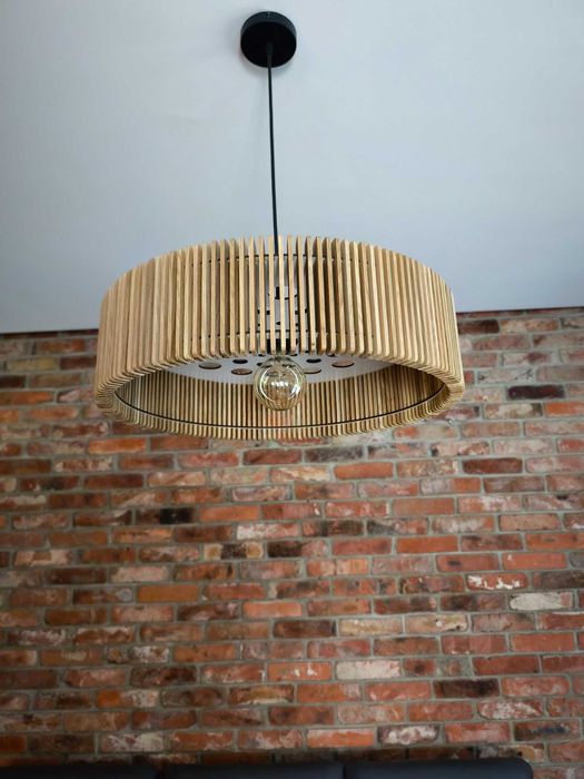 Lampa wisząca drewniana  dębowa lamele