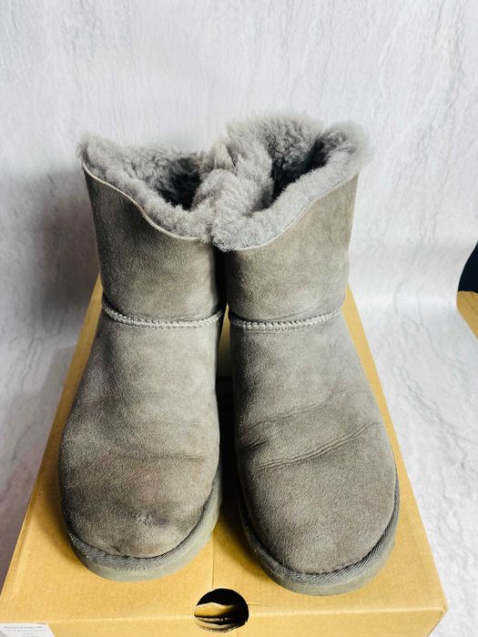 Śniegowce UGG W Mini Bailey r. 38