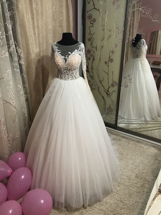 Весільна сукня / Весільне плаття