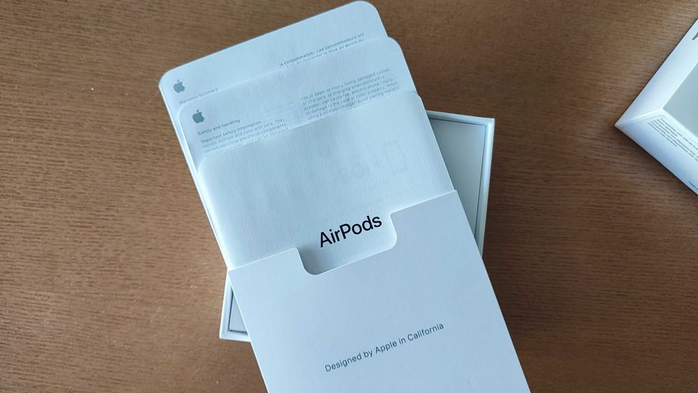 Apple Airpods 2019
