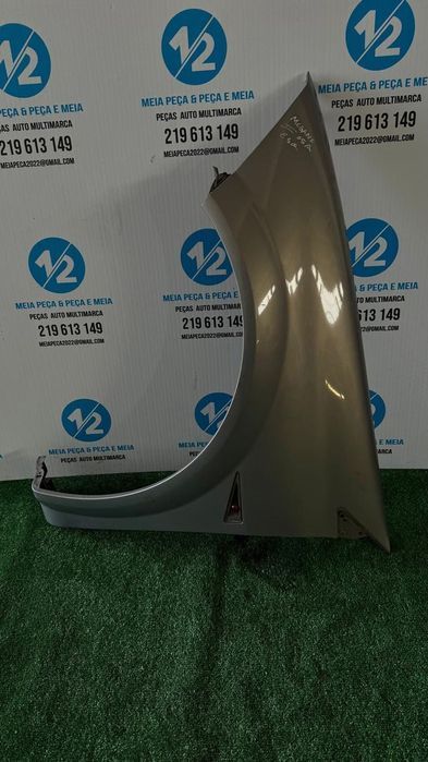 Guarda Lamas Esquerdo Renault Megane 2