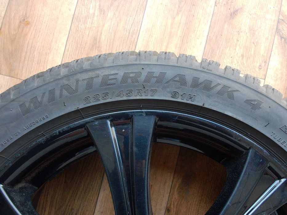 Firestone WinterHawk 4 225/45/17 91H z 2024r jak nowe
